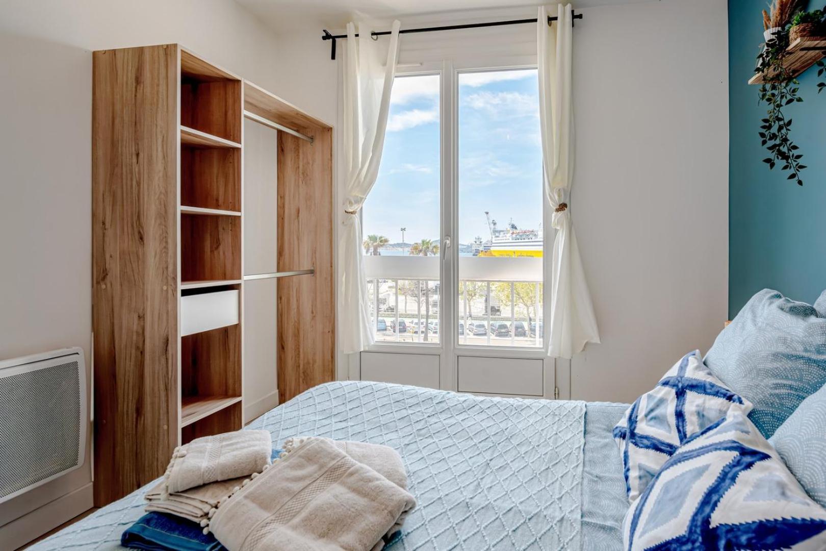Air-Conditioned Apartment - Sea View Port Toulon Buitenkant foto